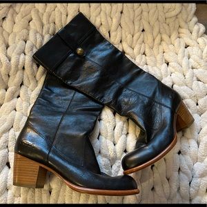 Coach Fayth knee high boots 8 like new